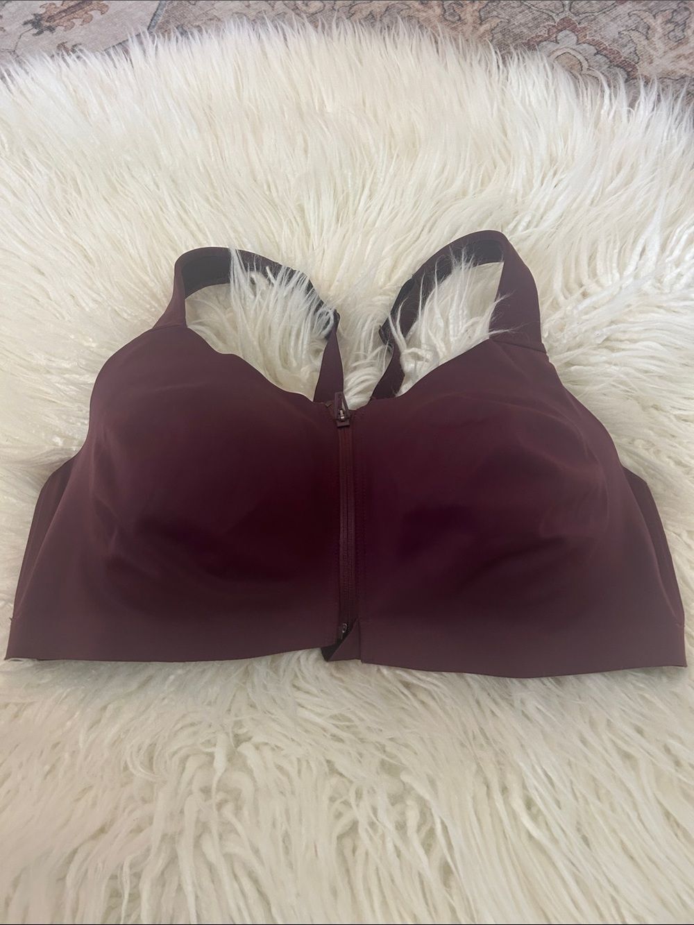 Victoria secret knock out Front-Zip Sports Bra in Deep Burgundy 40DDD